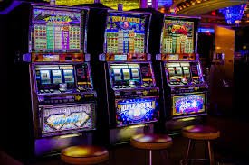 Meja Live Casino di Lobby Game tar502 dengan dealer sungguhan siap 24 jam